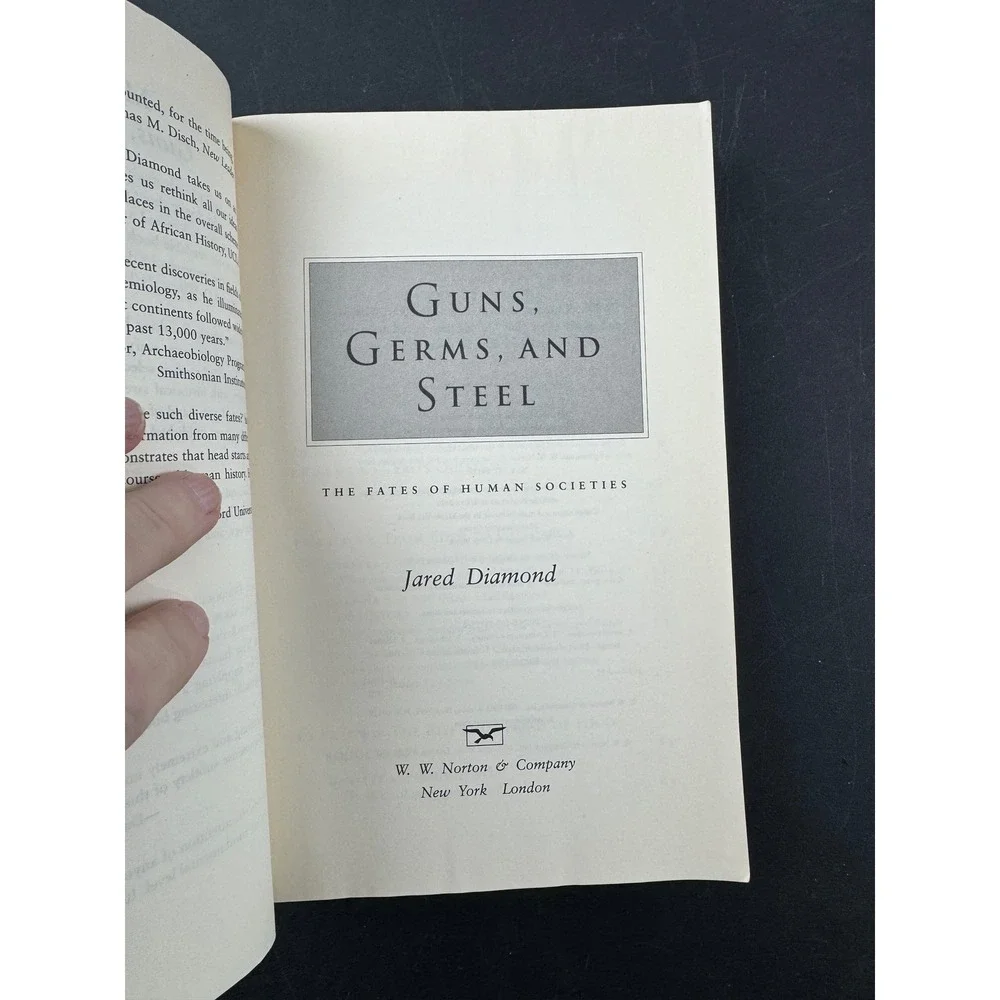 Guns‎ Germs and Steel Jared Diamond Paperback Pulitzer Prize History Science